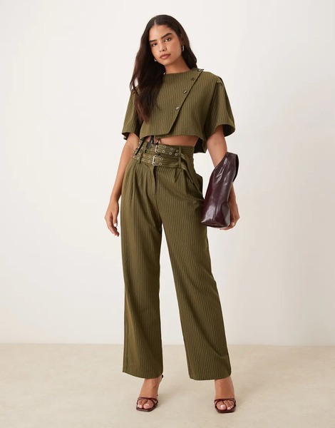  Ghospell Pantalones De Sastre Verdes De Talle Alto Con Raya Diplomática Y Dos Hebillas De Ghospell (parte De Un Conjunto) 