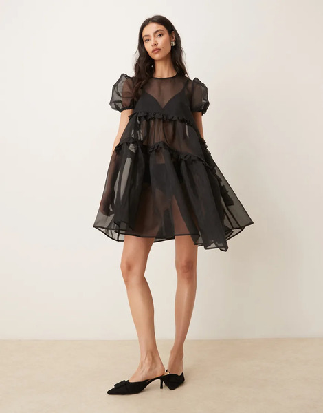  Ghospell Vestido Corto Negro Con Mangas Abullonadas, Volantes Escalonados Y Bajo Asimétrico De Organza Transparente Exclusivo De Ghospell 
