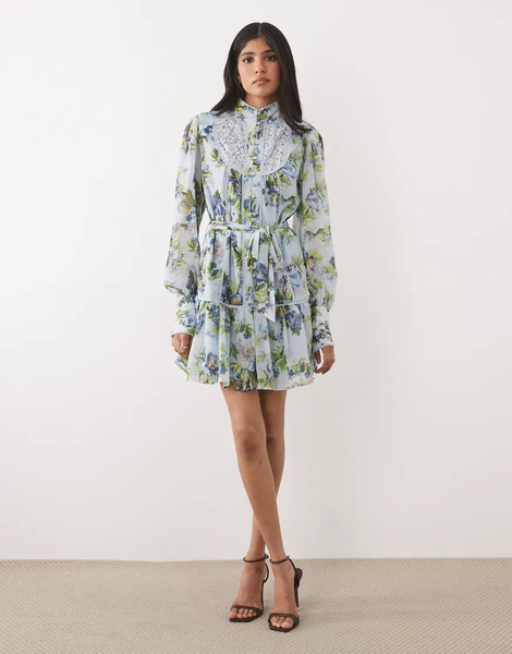  Hope & Ivy Hope & Ivy - Vestido Corto Azul Claro Con Estampado Floral, Cuello Alto, Mangas Globo Y Cintura Baja De Chifón 