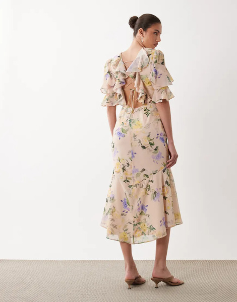  Hope & Ivy Vestido De Tarde Midi Rosa Claro Con Estampado Floral, Mangas Fluidas Y Cordones En La Espalda De Hope & Ivy 