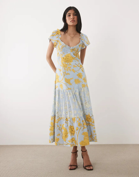  Hope & Ivy Hope & Ivy - Vestido Midi Azul Y Amarillo Con Estampado Floral Variado, Pecho Fruncido Y Lazada En La Espalda 