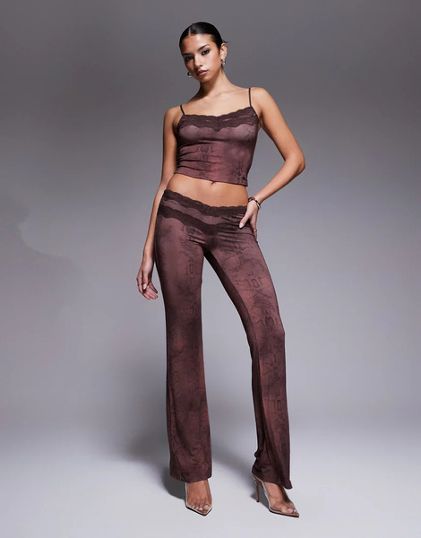  I.am.gia Pantalones De Campana Marrones Con Estampado De Serpiente, Cintura De Pico Y Ribete De Encaje Doble Beau De I.am.gia (parte De Un Conjunto)-brown 