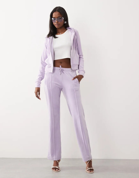  Juicy Couture Juicy Couture - Joggers Lilas De Talle Bajo Y Pernera Ancha Con Detalle De Logo De Strass De Velour (parte De Un Conjunto)-morado 