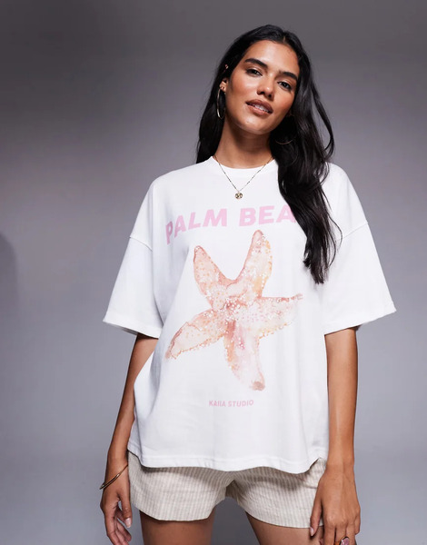  Kaiia Camiseta Blanca Con Estampado Gráfico De Estrella De Mar Y Texto palm Beach De Tejido Rico En Algodón Exclusiva De Kaiia-blanco 