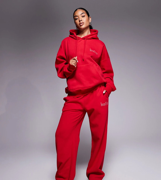  Kaiia Joggers Rojos De Pernera Ancha Con Logo De Strass De Tejido Rico En Algodón Exclusivos De Kaiia (parte De Un Conjunto) 