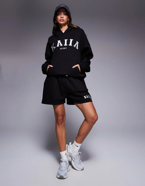  Kaiia Pantalones Cortos De Chándal Negros Con Logo Bordado De Tejido Rico En Algodón De Kaiia (parte De Un Conjunto) 