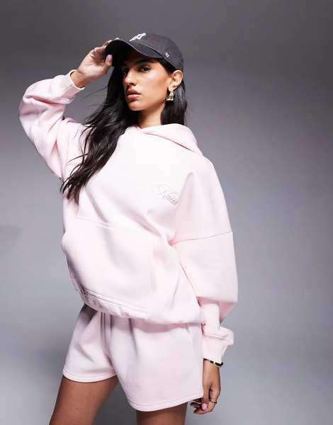  Kaiia Pantalones Cortos De Chándal Rosa Fresa De Tejido Rico En Algodón Studio De Kaiia (parte De Un Conjunto) 