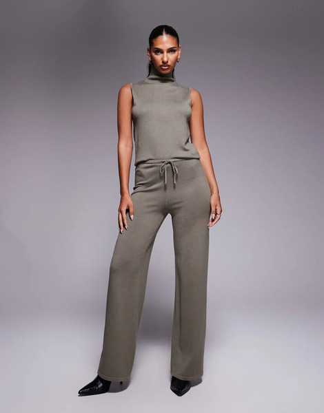  Kaiia Pantalones Verde Oliva Con Cordón Ajustable De Punto Fino Exclusivos De Kaiia (parte De Un Conjunto) 