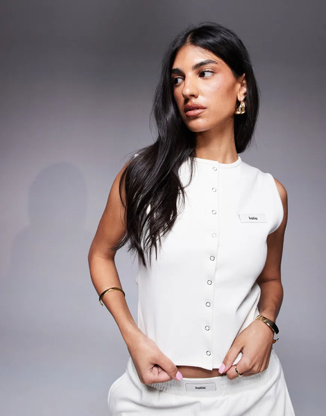  Kaiia Top Corto Color Crema Sin Mangas Con Botones De Mezcla De Algodón Exclusivo De Kaiia (parte De Un Conjunto)-blanco 