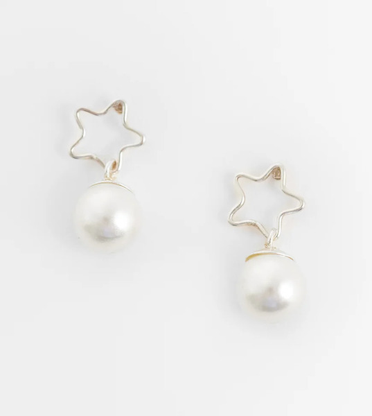  Kingsley Ryan Pendientes De Botón De Plata De Ley Con Diseño De Estrella Abierta Con Perla De Imitación De Kingsley Ryan-plateado 