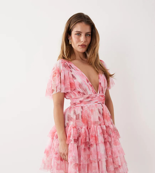  Lace & Beads Petite Vestido Corto Rosa Con Estampado Floral, Cuello De Pico Y Falda De Volantes De Lace & Beads Petite-multicolor 