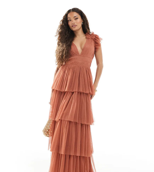  Lace & Beads Petite Vestido De Dama De Honor Largo Rosa Terracota Con Volantes Escalonados De Tul De Lace & Beads Petite-marrón 