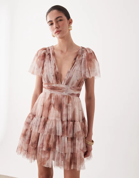  Lace & Beads Vestido Corto Marrón Con Estampado Floral, Cuello De Pico Y Falda De Volantes De Lace & Beads-multicolor 