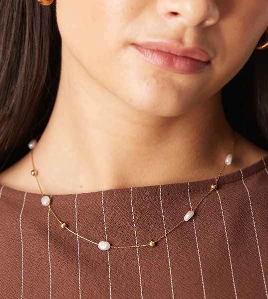  Lost Souls Gargantilla Con Charms De Perlas De Acero Inoxidable Chapada En Oro De 18 Quilates De Lost Souls-dorado 