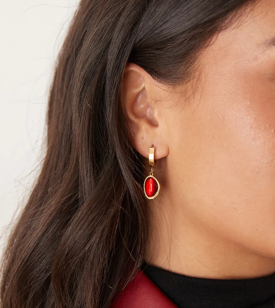  Lost Souls Pendientes De Aro Con Piedra Rojo Oscuro De Acero Inoxidable Chapado En Oro De 18 Quilates De Lost Souls-dorado 