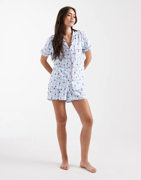  Loungeable Pijama A Cuadros Azules De Camisa De Manga Corta Y Pantalones Cortos Con Estampado De Fresas De Punto Liso Muy Suave De Loungeable-multicolor 