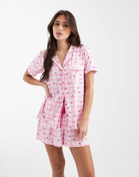  Loungeable Pijama A Cuadros Rosas De Camisa De Manga Corta Y Pantalones Cortos Con Estampado De Lazos De Punto Liso Muy Suave De Loungeable-multicolor 