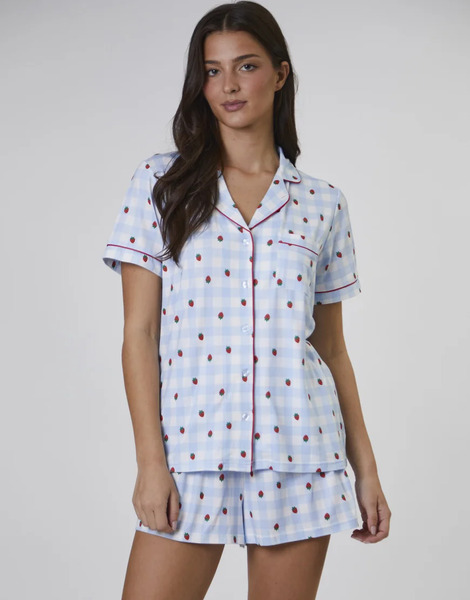  Loungeable Pijama Azul Con Estampado De Fresas De Pantalones Cortos Y Top De Manga Corta De Punto Muy Suave De Loungeable 