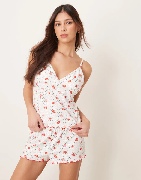  Loungeable Pijama Con Estampado De Lunares Y Fresas De Top De Tirantes Y Pantalones Cortos De Punto Liso De Loungeable-multicolor 