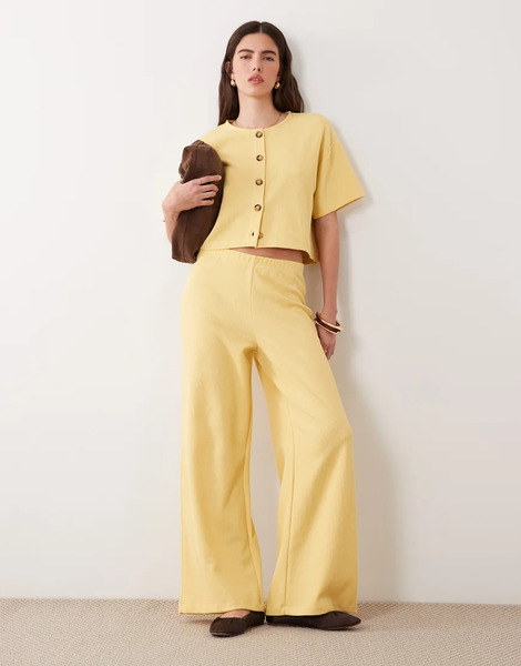  Miss Selfridge Pantalones Amarillo Pastel De Pernera Ancha De Canalé Suave De Miss Selfridge (parte De Un Conjunto) 