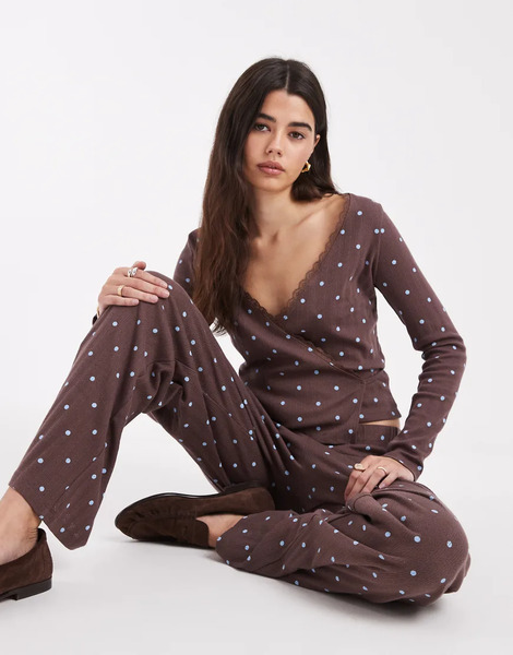  Miss Selfridge Pantalones Marrón Chocolate De Pernera Ancha Con Estampado De Lunares De Punto Pointelle De Miss Selfridge (parte De Un Conjunto)-brown 