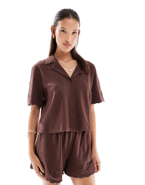  Miss Selfridge Top Corto Marrón Chocolate Con Detalle Bordado Pespuntes En Contraste De Miss Selfridge (parte De Un Conjunto) 