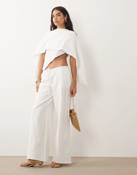  Missyempire Missy Empire - Pantalones Blancos De Pernera Ancha Con Cordón Ajustable En La Cintura (parte De Un Conjunto) 
