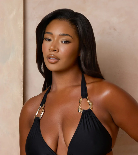  Moda Minx Curve Top De Bikini Negro Triangular Con Detalle De Herrajes Efecto Fundido De Moda Minx Curve X Alessa Tyrrell-charles 