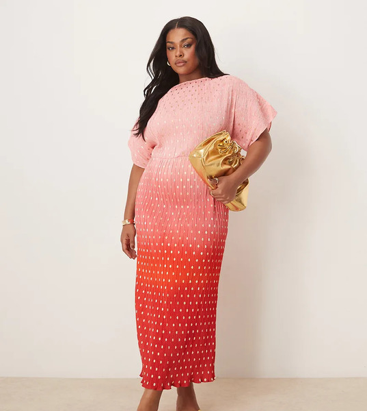  Never Fully Dressed Plus Vestido Largo Plisado Con Estampado Degradado Efecto Atardecer Y Escote Bardot Tilly De Never Fully Dressed Plus-rosa 