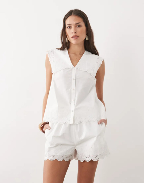  Nobody's Child Blusa Blanca Extragrande Con Solapas Bordadas De Tejido Rico En Algodón Bonnie De Nobody's Child (parte De Un Conjunto)-blanco 