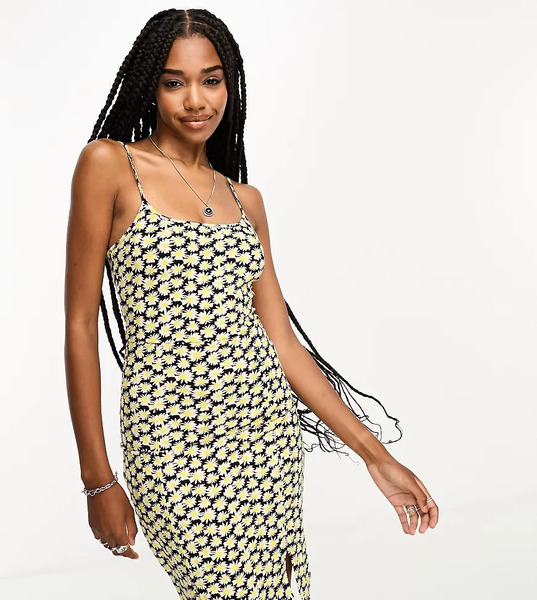 Noisy May Tall Vestido Corto Negro Y Amarillo De Tirantes Con Estampado Floral Y Abertura Delantera De Noisy May Tall 