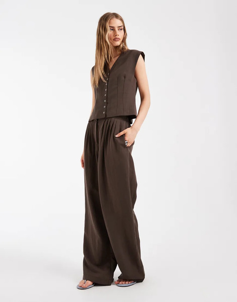  Object Object - Pantalones De Sastre Marrón Chocolate De Corte Suelto Con Pinzas Delanteras De Tejido Efecto Lino (parte De Un Conjunto) 