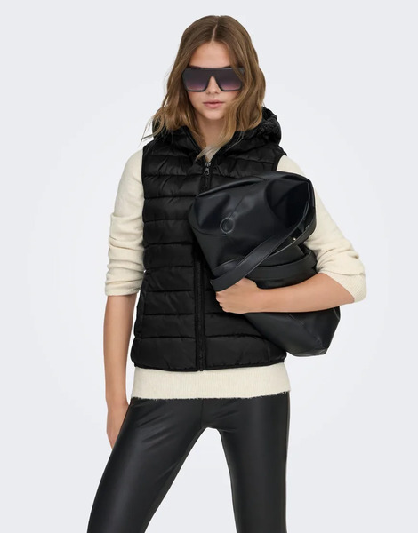  Only Only - Chaleco Negro Acolchado 