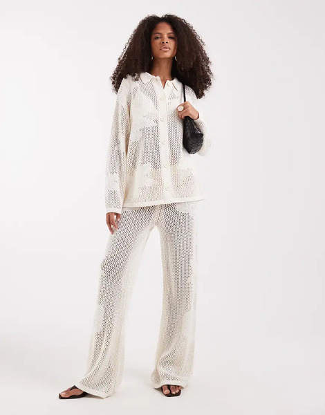  Pretty Lavish Pantalones Color Crema Extragrandes Con Diseño Floral De Punto Calado De Pretty Lavish (parte De Un Conjunto)-blanco 
