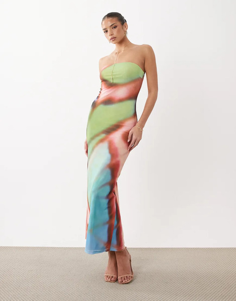  Rare Rare London - Vestido Largo Multicolor Ceñido Con Estampado De Mariposas Y Escote Palabra De Honor De Malla 