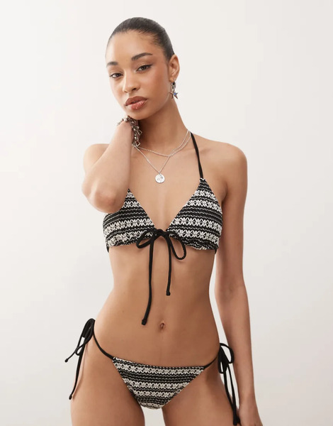  Reclaimed Vintage Top De Bikini Blanco Y Negro Triangular Con Lazada Delantera De Croché De Reclaimed Vintage-multicolor 