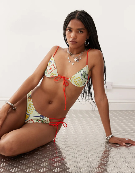  Reclaimed Vintage Top De Bikini Con Estampado Vacacional Y Tirantes Finos En Contraste De Reclaimed Vintage-multicolor 