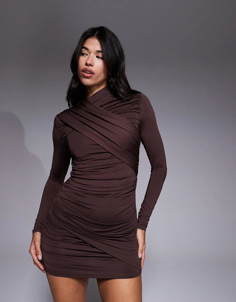  Ruched & Ready Vestido Corto Marrón Chocolate Con Diseño Moldeado Cruzado En El Pecho Y Detalle De Falda Miss Me De Ruched & Ready-brown 