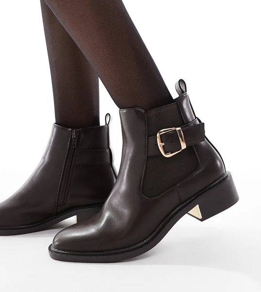  Seqwl Wide Fit Botas Chelsea Marrón Chocolate Con Diseño Elegante Y Detalle De Hebilla Latte De Seqwl Wide Fit-brown 