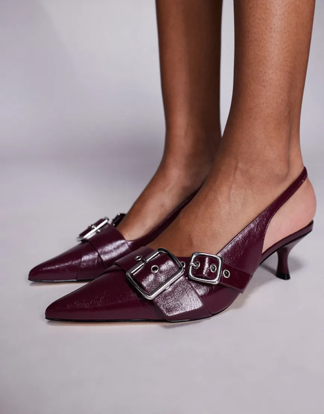  Steve Madden Zapatos Color Guinda Oscuro Destalonados De Tacón Bajo Con Detalle De Hebillas Lezley De Steve Madden-rojo 