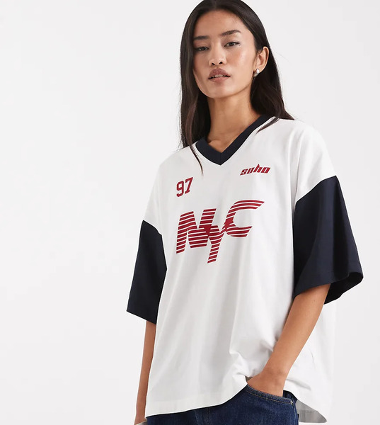  The Frolic Camiseta Color Crema Y Azul Marino De Estilo Futbolero Con Estampado Gráfico nyc De The Frolic-blanco 