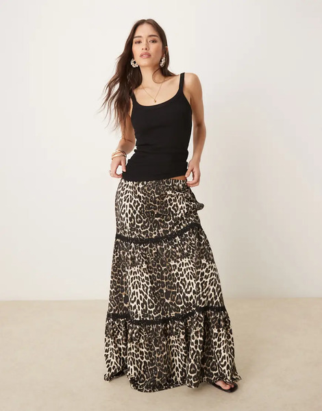  Threadbare Falda Larga Escalonada De Estilo Boho Con Estampado De Leopardo De Tejido Rico En Algodón De Threadbare-multicolor 