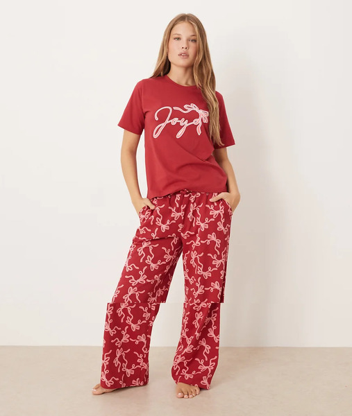  Threadbare Pijama Rosa Y Burdeos De Manga Corta Con Pantalón Estampado Joy De Threadbare 