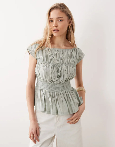  Threadbare Top Verde Salvia Fruncido Con Mangas De Casquillo De Threadbare 