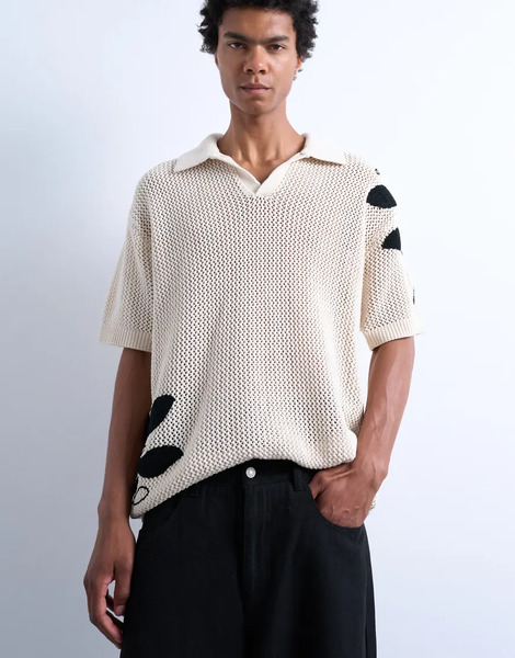  Topman Polo Color Piedra Holgado Con Cuello De Solapas Y Bordado Floral En La Manga Y El Cuerpo De Croché De Topman-neutro 