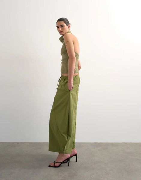  Topshop Pantalones Verdes De Corte Ovoide Extragrande Y Largo Medio De Tejido Tipo Técnico De Topshop-neutro 