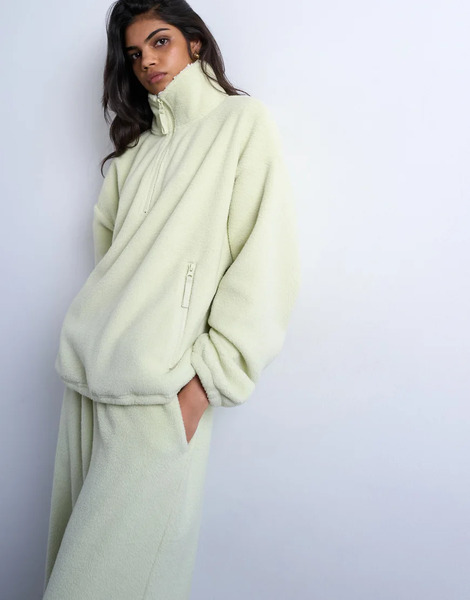  Topshop Sudadera Verde Lima Con Cuello Alzado Y Cremallera Corta De Borreguito Afelpado De Topshop (parte De Un Conjunto) 
