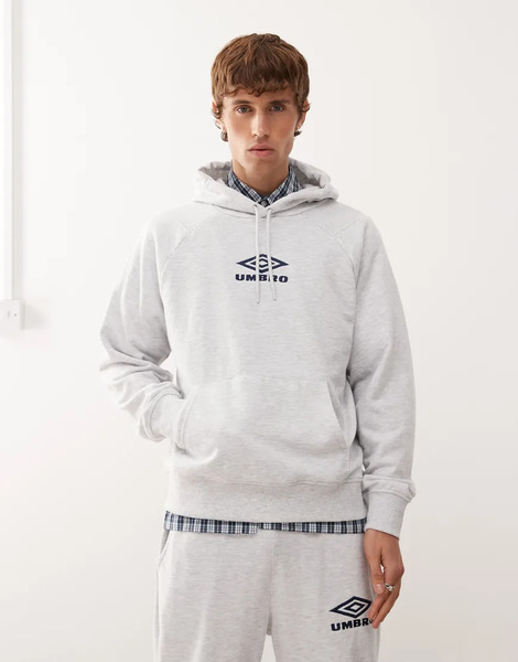  Umbro Sudadera Gris Con Capucha Iconic De Umbro 