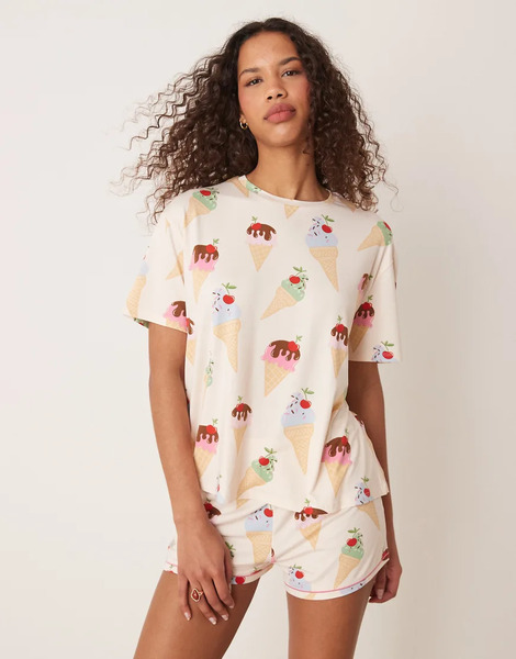  Urban Threads Pijama Color Crema De Top Extragrande Y Pantalones Cortos Con Estampado De Helados De Urban Threads-multicolor 