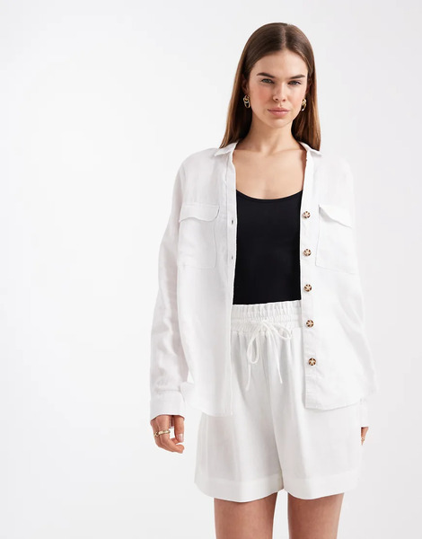  Vero Moda Pantalones Cortos Blancos Con Cinturilla Paperbag Con Lazada De Tejido Efecto Lino De Vero Moda (parte De Un Conjunto) 